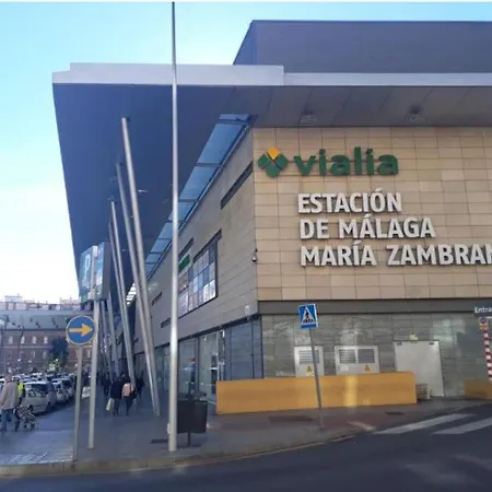 Malaga Vialia Ave Zona De Ocio Y Playa Apartment Exterior photo